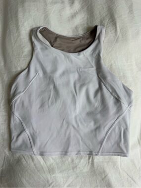 Cropped lululemon tank